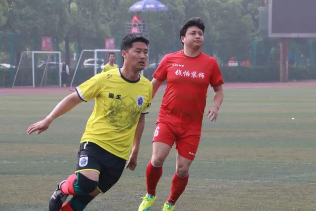乔丹：庆幸生在那个时代，现代球员承受更多压力